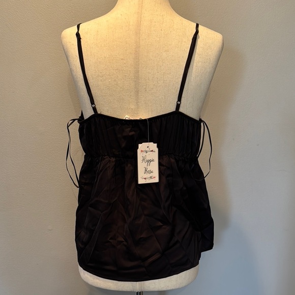 Hippie Rose Black silky Lace Trim Camisole Top NWT M - Picture 4 of 11